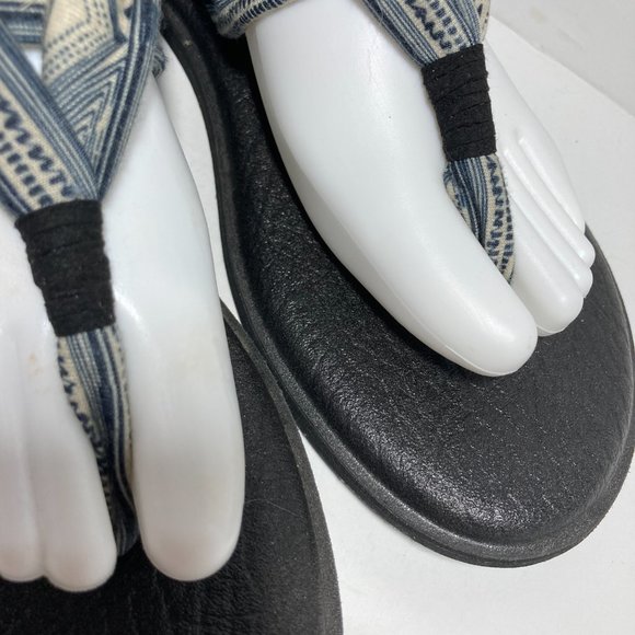 AZTEC TRIBAL Design YOGA Mat SLING Women's Sandal Blue Gray Cream SANUK Womens 9 - Picture 10 of 15